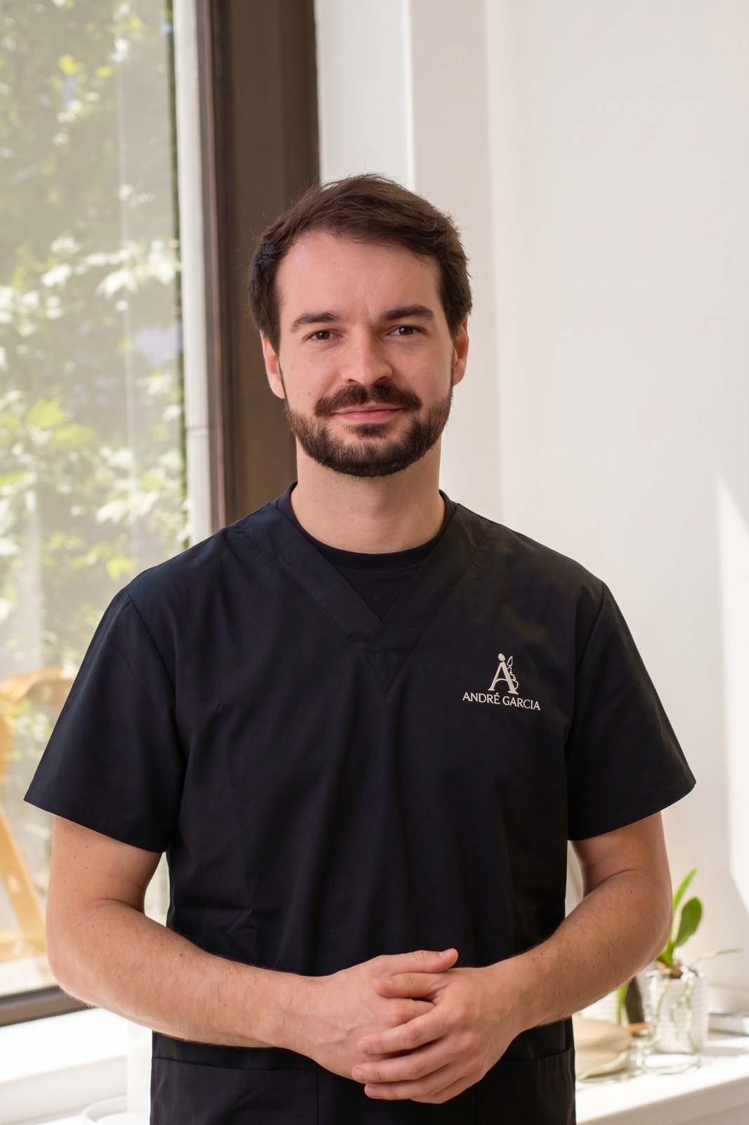Dr. André Garcia, Osteopata